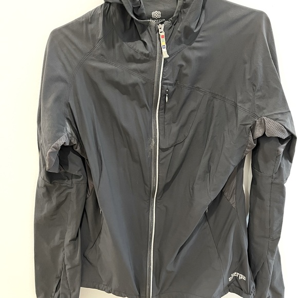 Sherpa running jacket - Picture 1 of 2